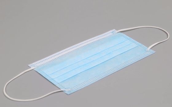 3-Ply Disposable Medical / Surgical Face Mask Bfe 98-99% with Earloop or Strap Type