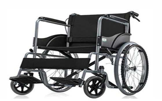 Hospital Furniture Manual Folding Wheelchair, Suitable For Elderly people